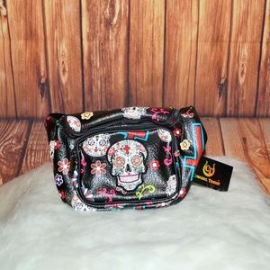 skull fanny pack